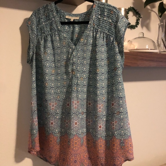 Daniel Rainn Tops - Daniel Rainn Blouse